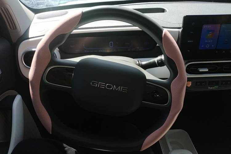 Used Geely Galaxy Panda 2025 210km Panda Kart Steering Wheel