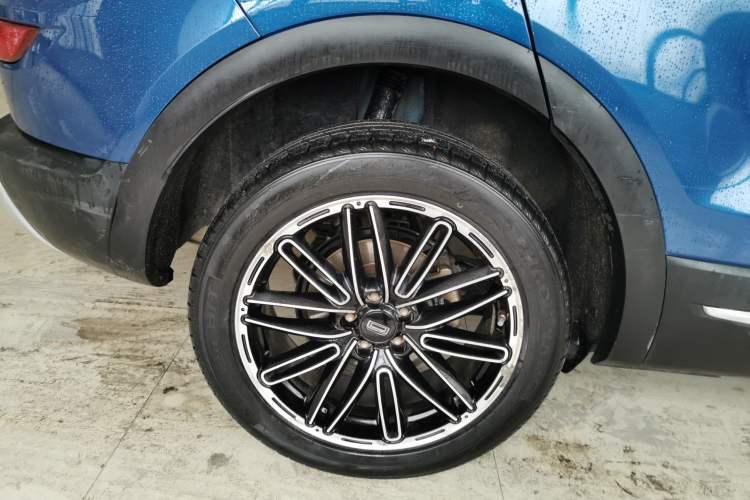 Used Qoros 5 2017 1.6T Automatic Flagship Model Right Rear Wheel Hub