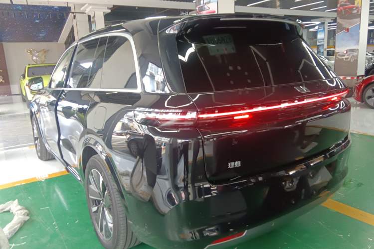 Used Li Auto L8 2024 Ultra Model
