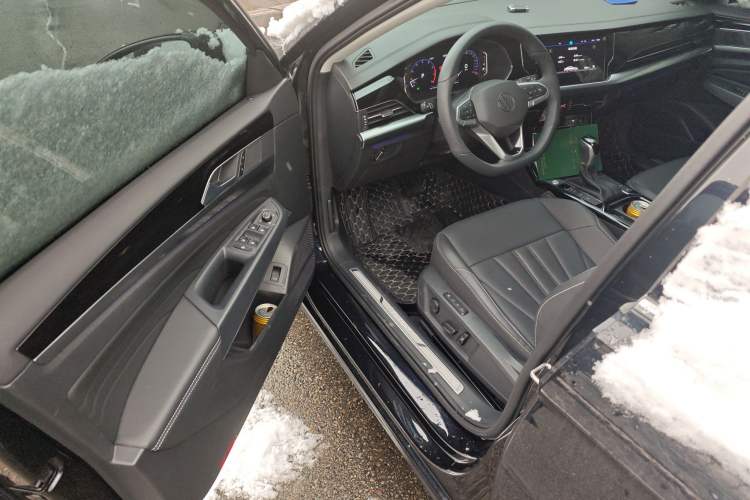 Used Volkswagen Passat 2025 Outstanding Model 380TSI Dragon Glory Edition