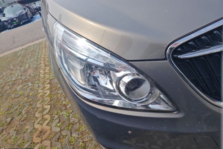 Used Buick GL8 2018 28T Luxury Model China VI Standard Right Front Headlight