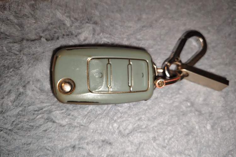 Used Volkswagen Tiguan 2016 280TSI Automatic Two-Wheel-Drive Silk Road Style Edition Vehicle Key