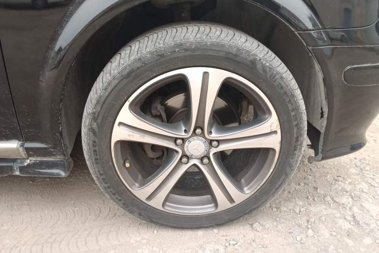 Used Mercedes-Benz Viano 2010 2.5L Prestige Edition
