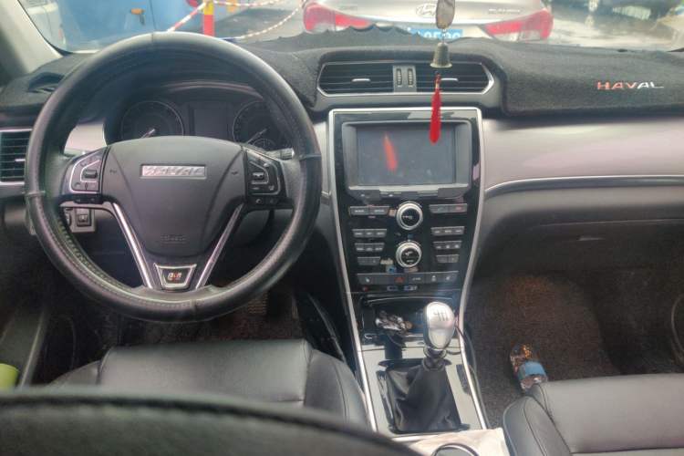 Used Haval H2 2016 Red-Label 1.5T Manual Two-Wheel Drive Luxury Model
