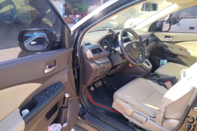 Used Honda CR-V 2013 2.0L 2WD Classic Edition Driver Seat