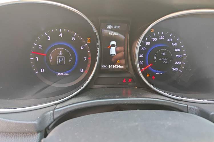 Used Hyundai Grand SantaFe 2013 3.0L 7-Seater 4x4 Flagship Edition
