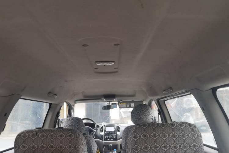 Used FORTHING Lingzhi 2016 M3L 1.6L 7-Seater Comfort Model
