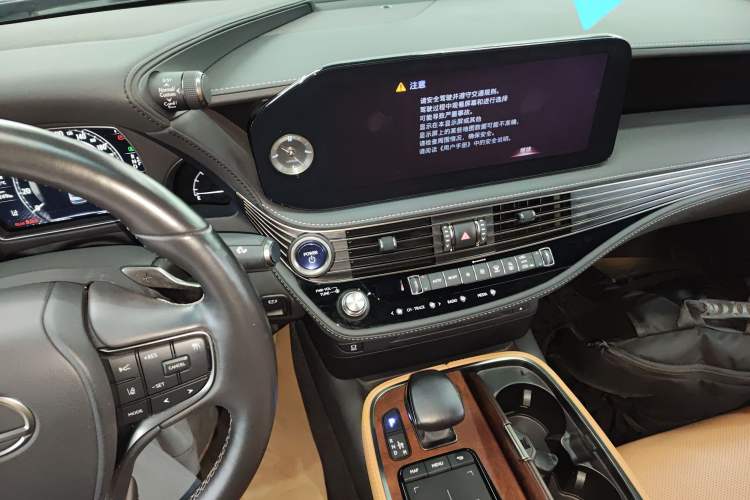 Used Lexus LS 2021 500h Excellence Edition