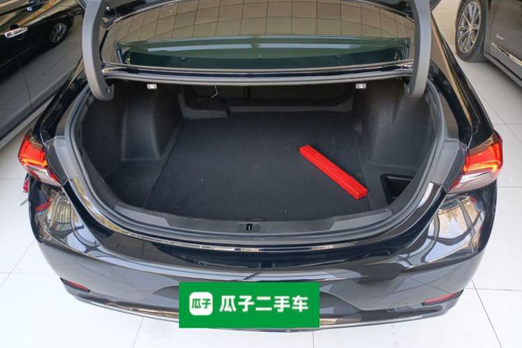 Used Buick LaCrosse 2022 552T Luxury Version
