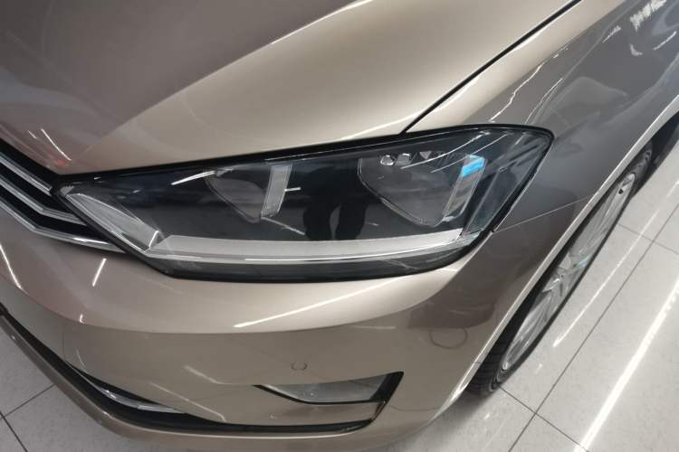 Used Volkswagen Golf Sportsvan 2018 230TSI Automatic Luxury Model