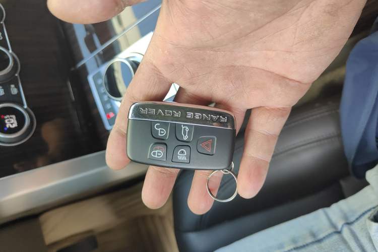 Used Land Rover Range Rover 2017 3.0 SC V6 Vogue