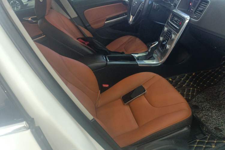 Used Volvo S60 2019 S60L Facelift T5 Intelligent Advanced Edition