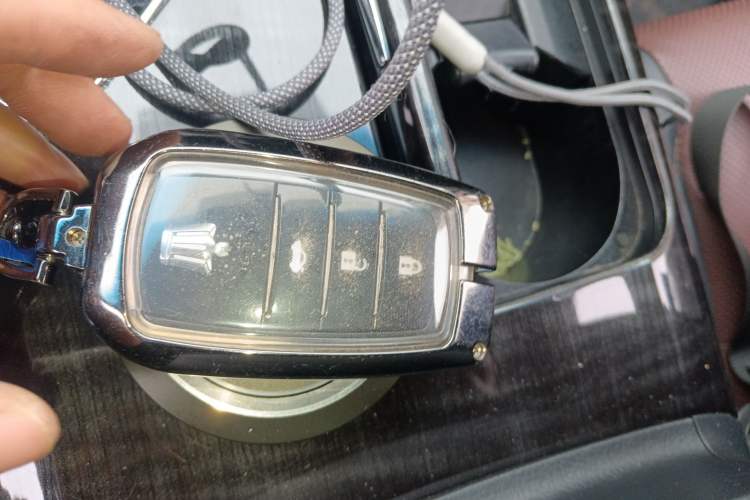 Used Toyota Crown 2017 2.0T Sport Edition Interior 1