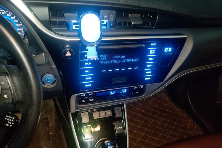 Used Toyota Corolla 2018 Dual-Engine 1.8L E-CVT Smart Edition