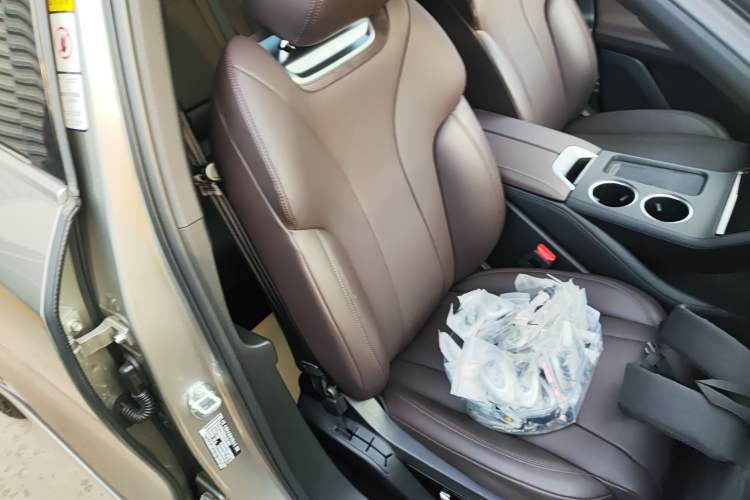 Used Wey Mocha New Energy 2024 Hi4 Four-Wheel Drive Long-Range Version
