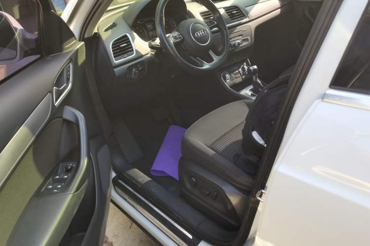 Used Audi Q3 2016 30 TFSI Collector's Edition Intelligent Model