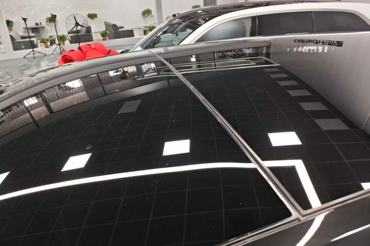 Used ONVO Luxeed L90 2025 Model—Max Six-Seater Version Roof