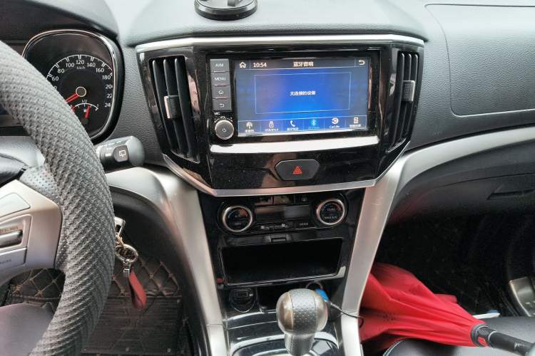 Used Venucia T70 2016 2.0L CVT Enjoy Edition