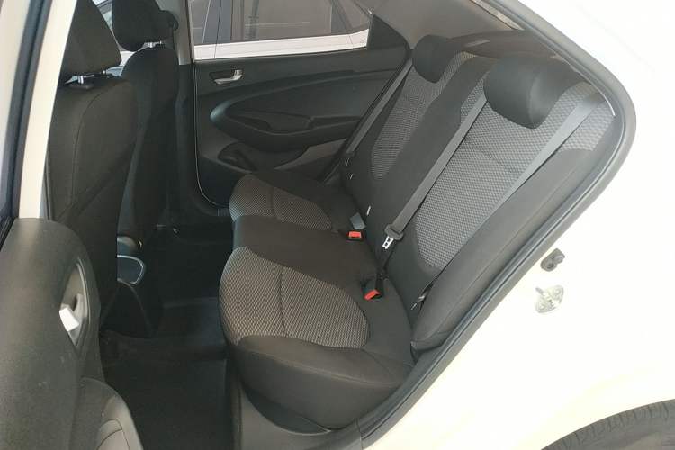 Used Hyundai Verna (older generation) 2017 1.4L Manual Refreshed Version China VI Standard
