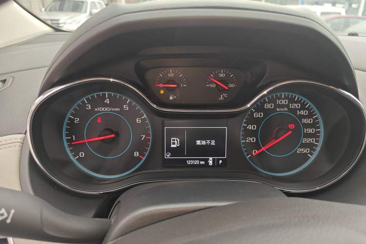 Used Chevrolet Cruze 2015 1.5L Automatic Luxury Edition