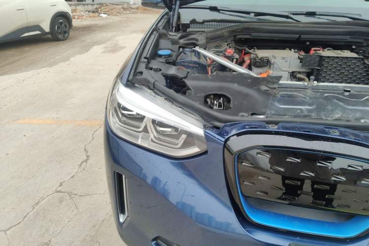Used BMW iX3 2021 Leading Type
