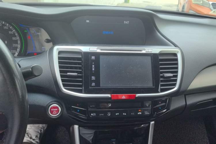 Used Honda Accord 2016 Hybrid 2.0L Rui Ling Edition Audio And AC Panel