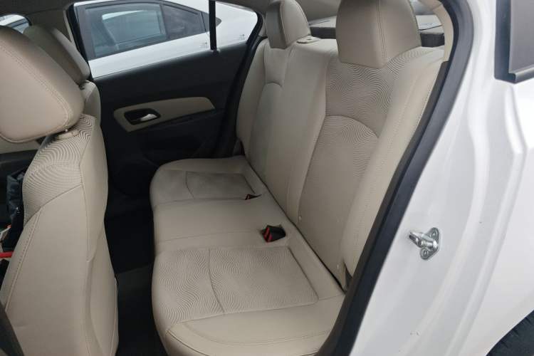 Used Chevrolet Cruze 2015 1.5L Classic SE AT