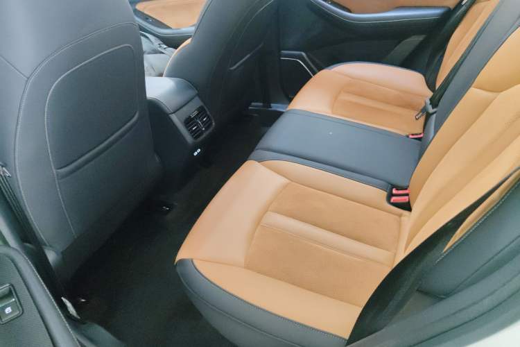 Used GAC Trumpchi GS4 2020 270T Automatic Luxury Edition Left Rear Seat