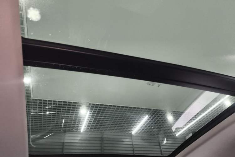 Used Volkswagen Tiguan L 2019 Restyled 330TSI Automatic Two-Wheel Drive R-Line Flagship Version China VI Standard