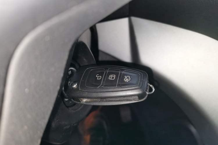 Used Ford Kuga 2015 1.5L GTDi Two-Wheel-Drive Comfort Model