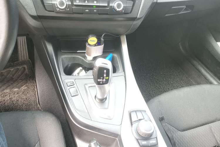 Used BMW 1 Series 2013 Revised 116i Leading Edition Gear Lever