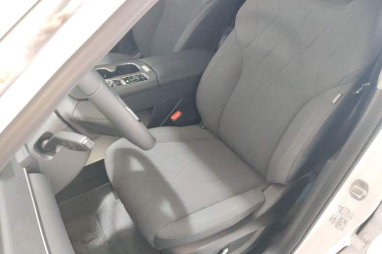 Used Chery Fengyun T8 2025 1.5T 130 km Comfort Edition 5-Seater