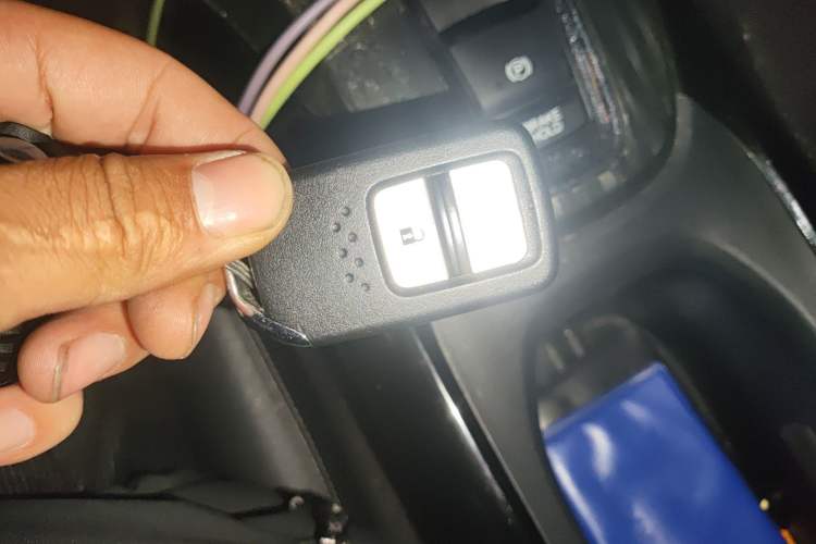 Used Honda XR-V 2017 1.8L EXi CVT Comfort Version