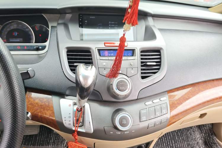 Used Honda Odyssey 2008 2.4L standard version Audio And AC Panel