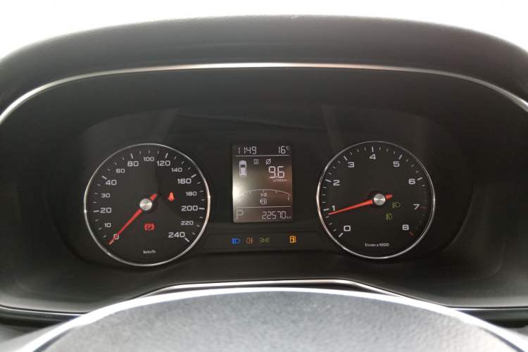 Used Roewe RX8 2019 30T Two-Wheel Drive Supreme Flagship Edition