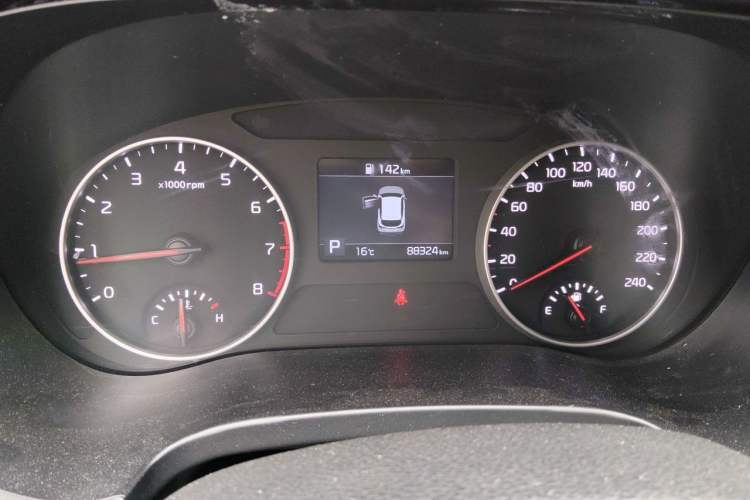 Used Kia KX3 2020 1.5L CVT Comfort Edition Odometer Close Up