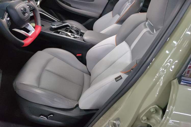 Used Changan UNI-T 2022 1.5T Prestige Version