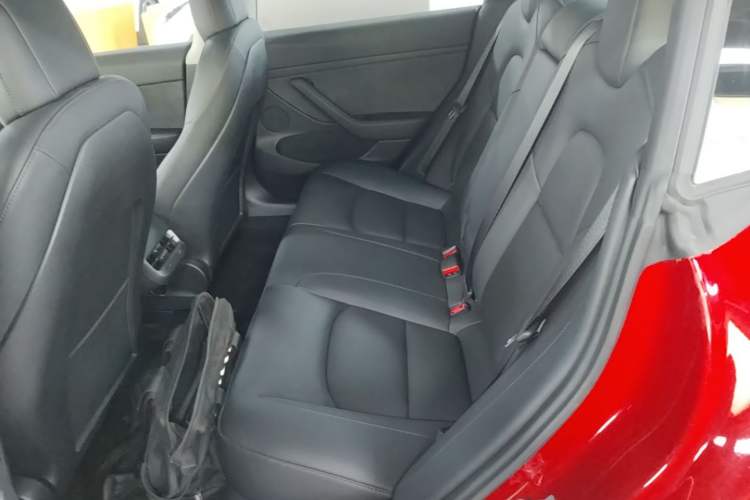 Used Tesla Model 3 2021 Standard Range Rear-Drive Upgraded Version Left Rear Seat