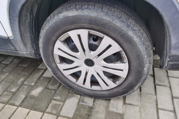 Used CHANGAN OSHAN X70A 2019 1.5L Manual Basic Version China VI Standard