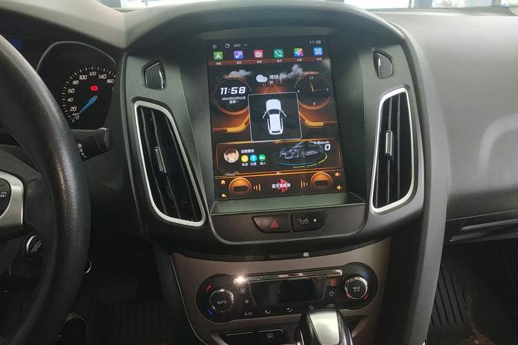 Used Ford Focus 2012 Sedan 1.6L Automatic Fashion Edition