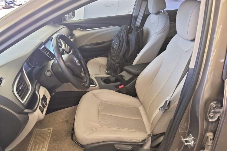 Used Buick GT 2017 15N Automatic Elite Version Left Front Seat