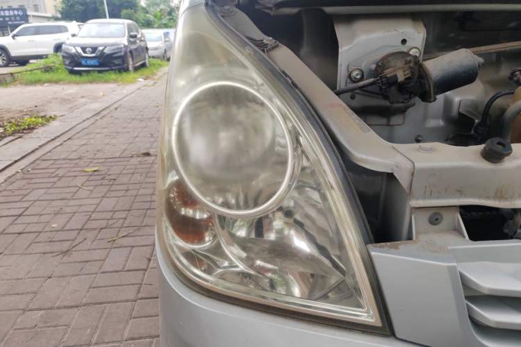 Used Wuling Rongguang 2014 1.2L S Base Model Right Front Headlight
