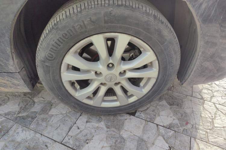 Used Nissan Teana 2013 2.0L XL Comfort Edition Right Front Wheel Hub