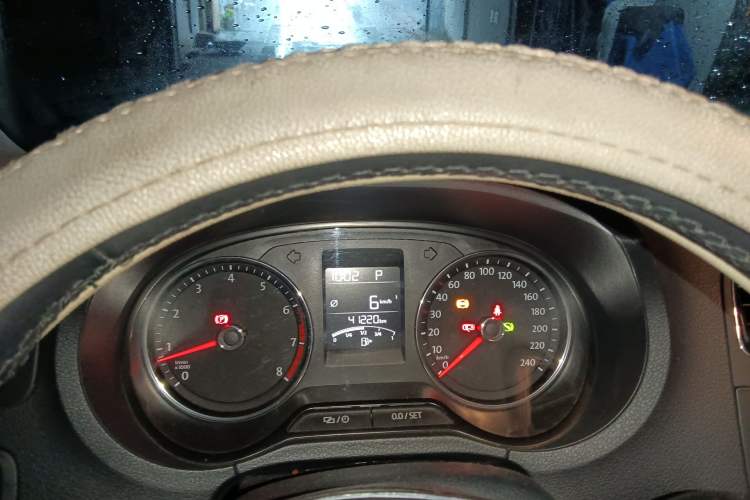 Used Volkswagen Polo 2016 1.6L Automatic Comfort Model Instrument Cluster