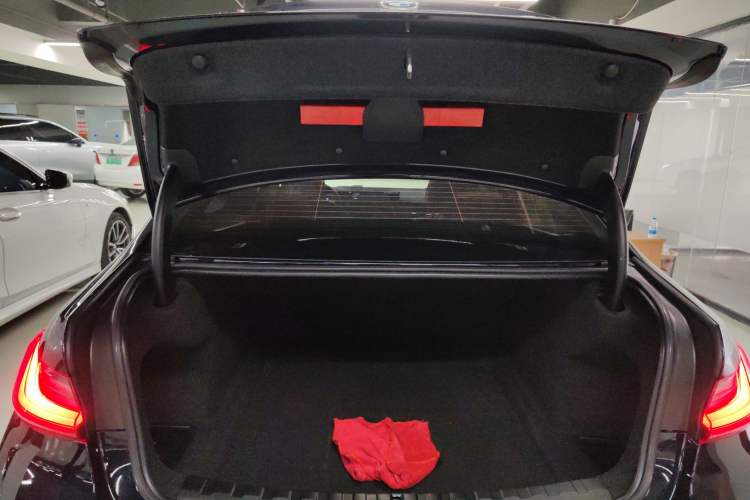 Used BMW 3 Series 2023 325i M Sport Night Edition Package
