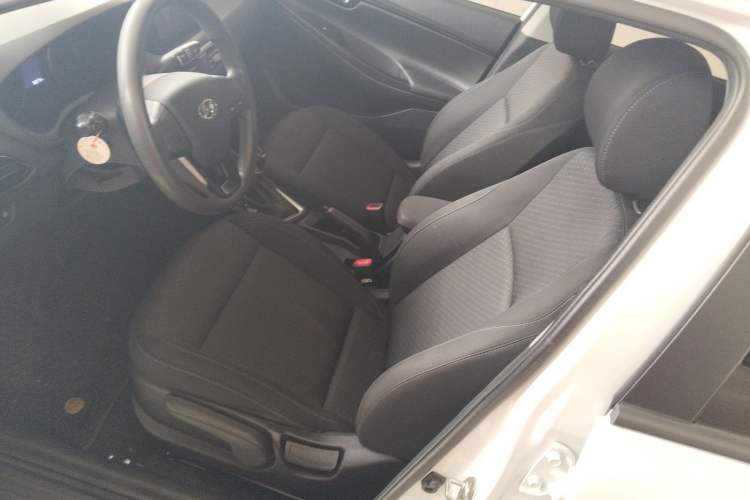 Used Hyundai Celesta 2018 1.6L Automatic GL Enjoyment Edition China VI compliant