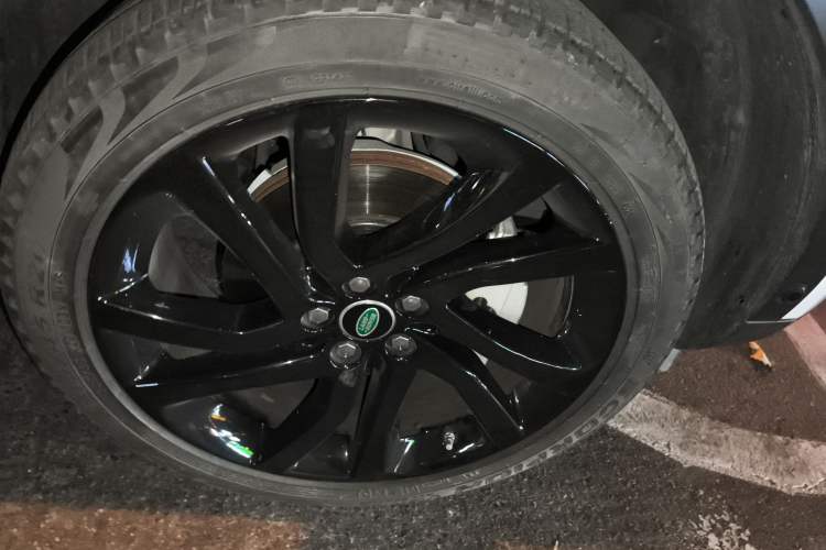 Used Land Rover Discovery Sport 2019 240 PS SE Version China VI Standard