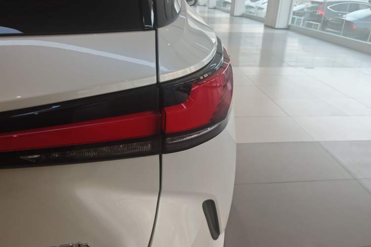 Used Lexus RX 2026 Model 350h Four-Wheel-Drive Chunxiang Edition
