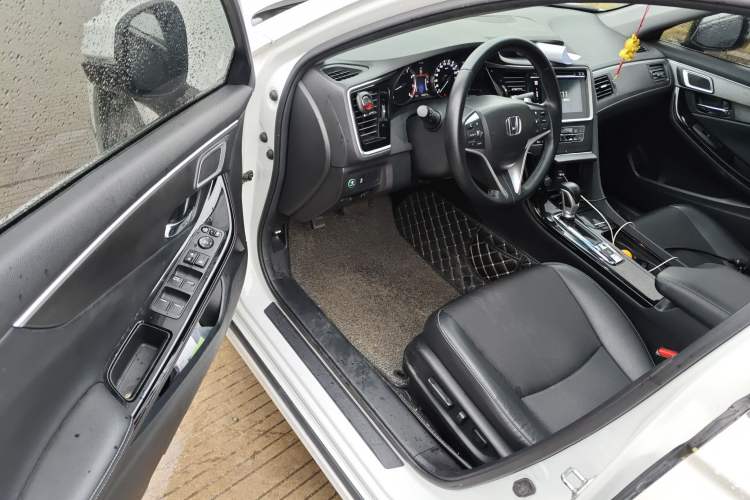 Used Honda Spirior 2015 2.0L Prestige Edition