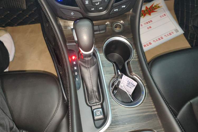 Used Buick Envision 2018 20T Two-Wheel-Drive Elite Model Gear Lever